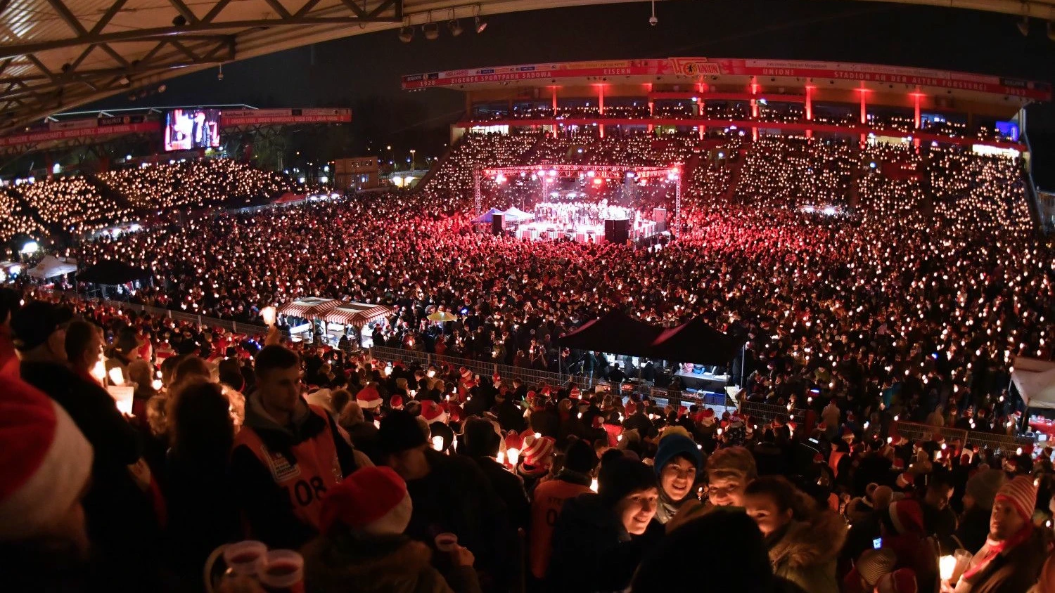 Leipziger Weihnachtssingen im Stadion